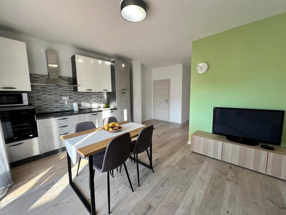 Kaala Apartments Супетарска Драга Екстериор снимка